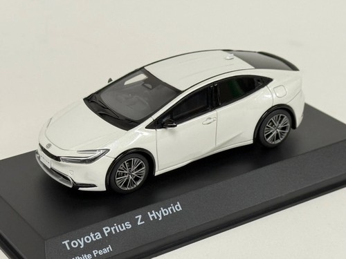 Toyota prius hybrid - prius, white